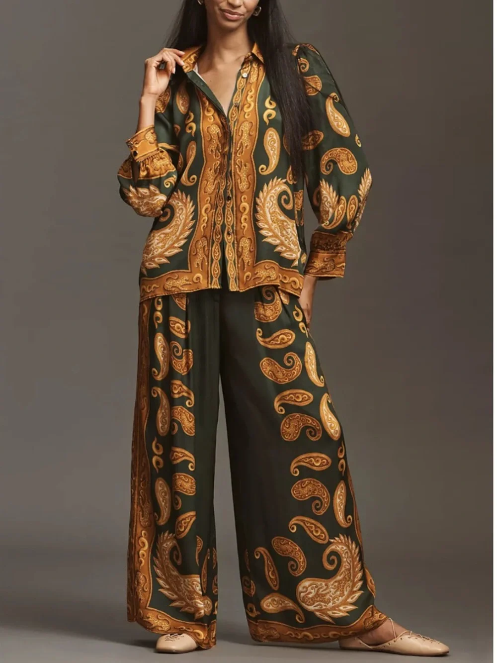 FARM Rio Olive Green Wide-Leg Pants with Golden Paisley Print Size Small NWT
